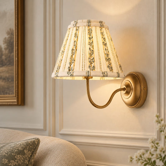 Drenor Vintage Farmhouse Fabric Pleated Wall Light