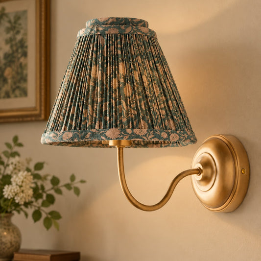 Drenor Vintage Farmhouse Fabric Pleated Wall Light