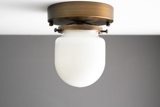 CEILING LIGHT MODEL No. 6213