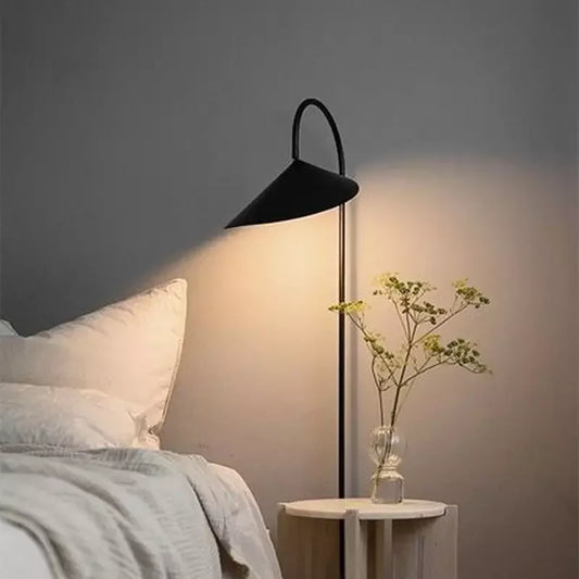 Haruki Minimalist Creative Leaf Swivel Wall Sconce