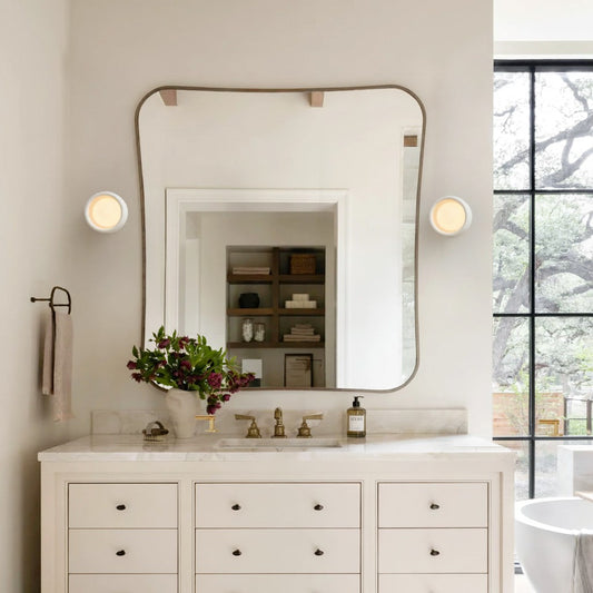 Modern Elegant Porcelain Wall Sconce