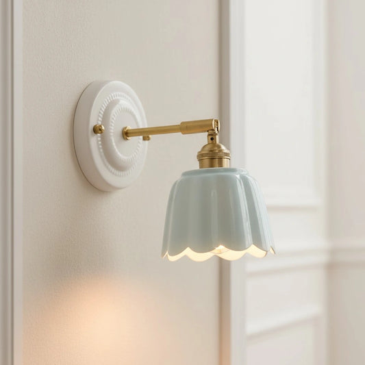 Sidney Vintage Flower Ceramic Wall Sconce