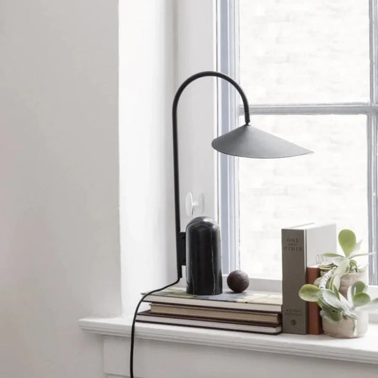 Takumi Modern Swivel Marble Base Leaf Table Light