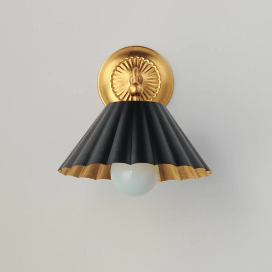 Vesta Farmhouse Gold Leaf Scallop Wall Sconce