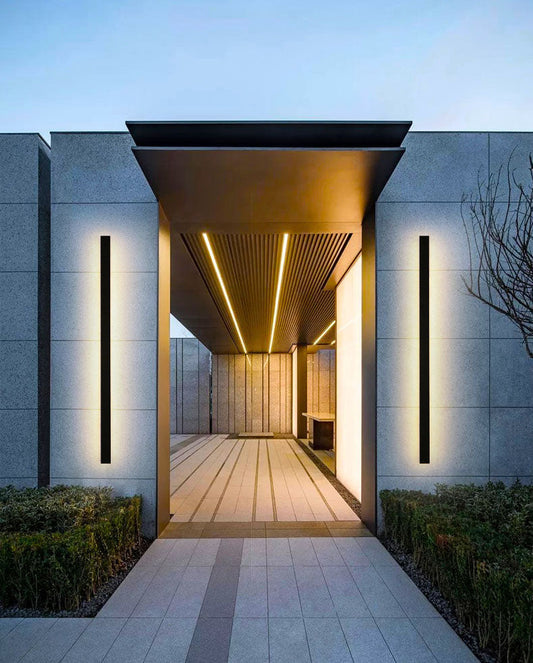 Modern Strip Outdoor Wall Light - 201OTL