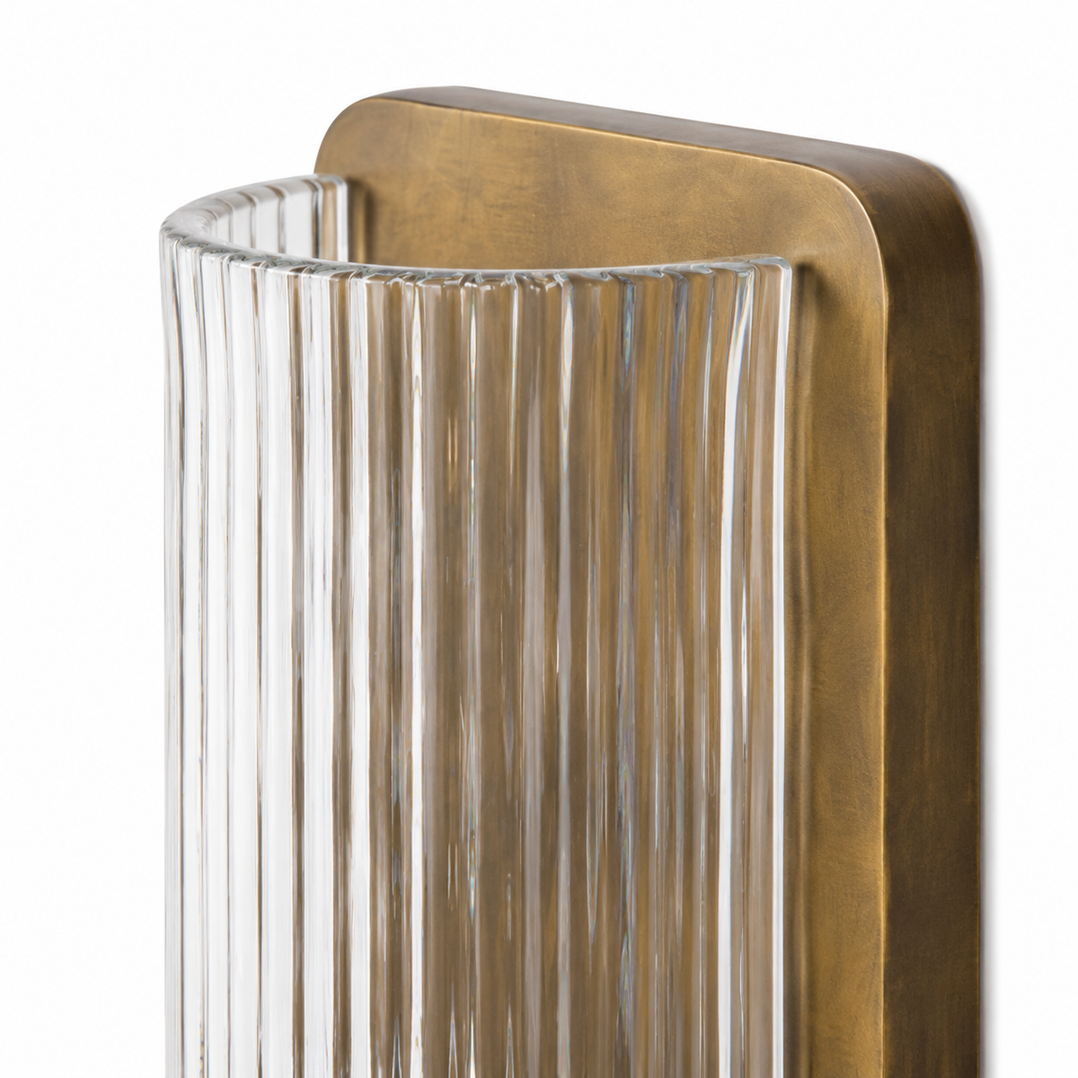 Close detail of Kiera's curved clear reeded glass
