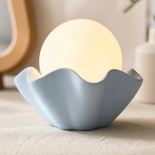 Zaren Modern Wavy Shell Ceramic Table Light