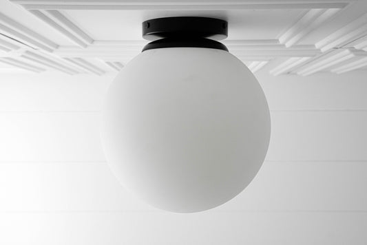 CEILING LIGHT MODEL No. 2910