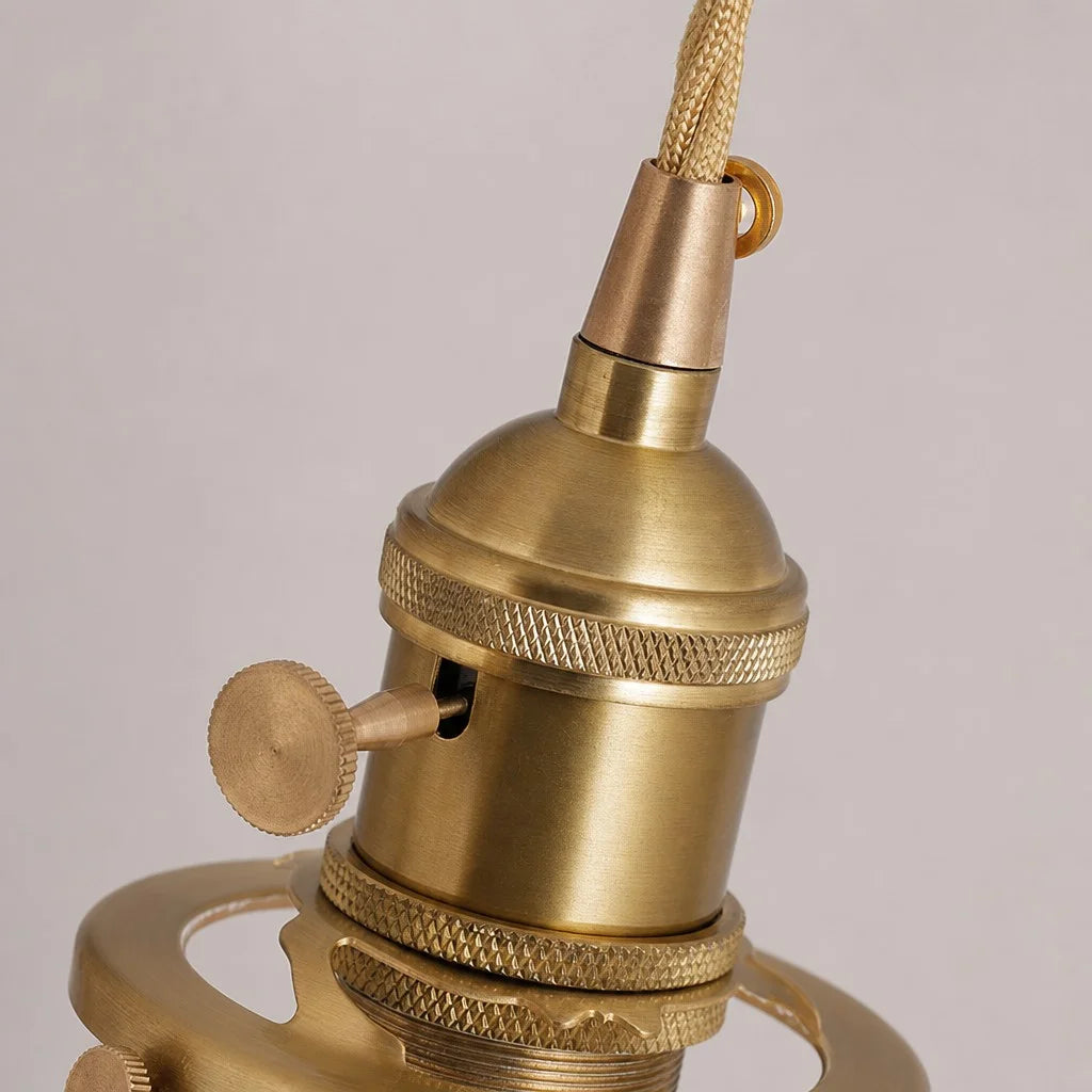Caspian Vintage Adjustable Fluted Glass Pendant Light5.webp__PID:80930a23-2936-44cf-a152-d849750da950