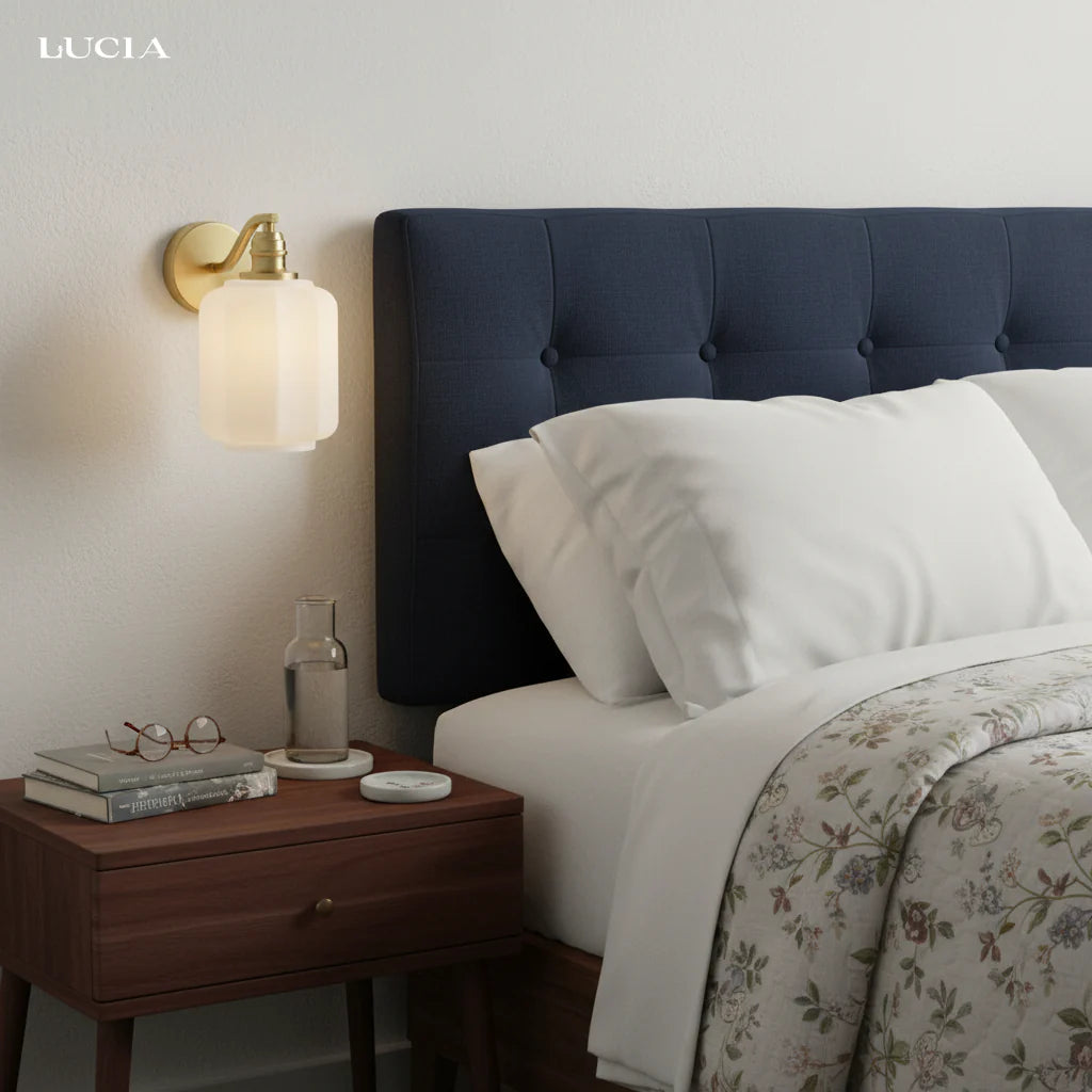 Glauce Modern Lantern Glass Brass Wall Sconce (4).webp__PID:e6558e82-1f38-48a1-8555-0c50610735cf