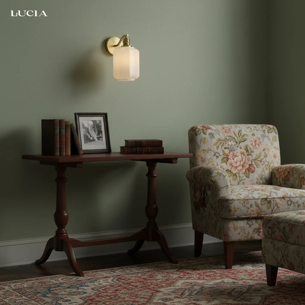 Glauce Modern Lantern Glass Brass Wall Sconce (5).webp__PID:558e821f-38c8-4145-950c-50610735cfdc