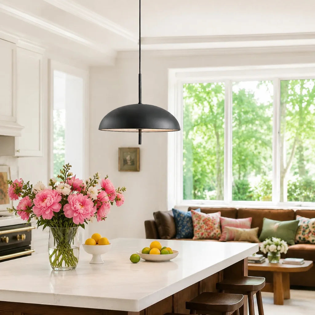 Odette Minimalist Metal Round Pendant Light10.webp__PID:1a9cdb90-187d-427d-b994-63050dc78db3