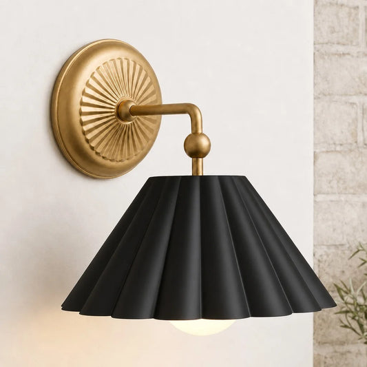 Pled Farmhouse Gold Leaf Scallop Wall Sconce