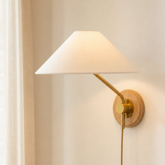 Quinn Modern Adjustable Minimalist Wall Light