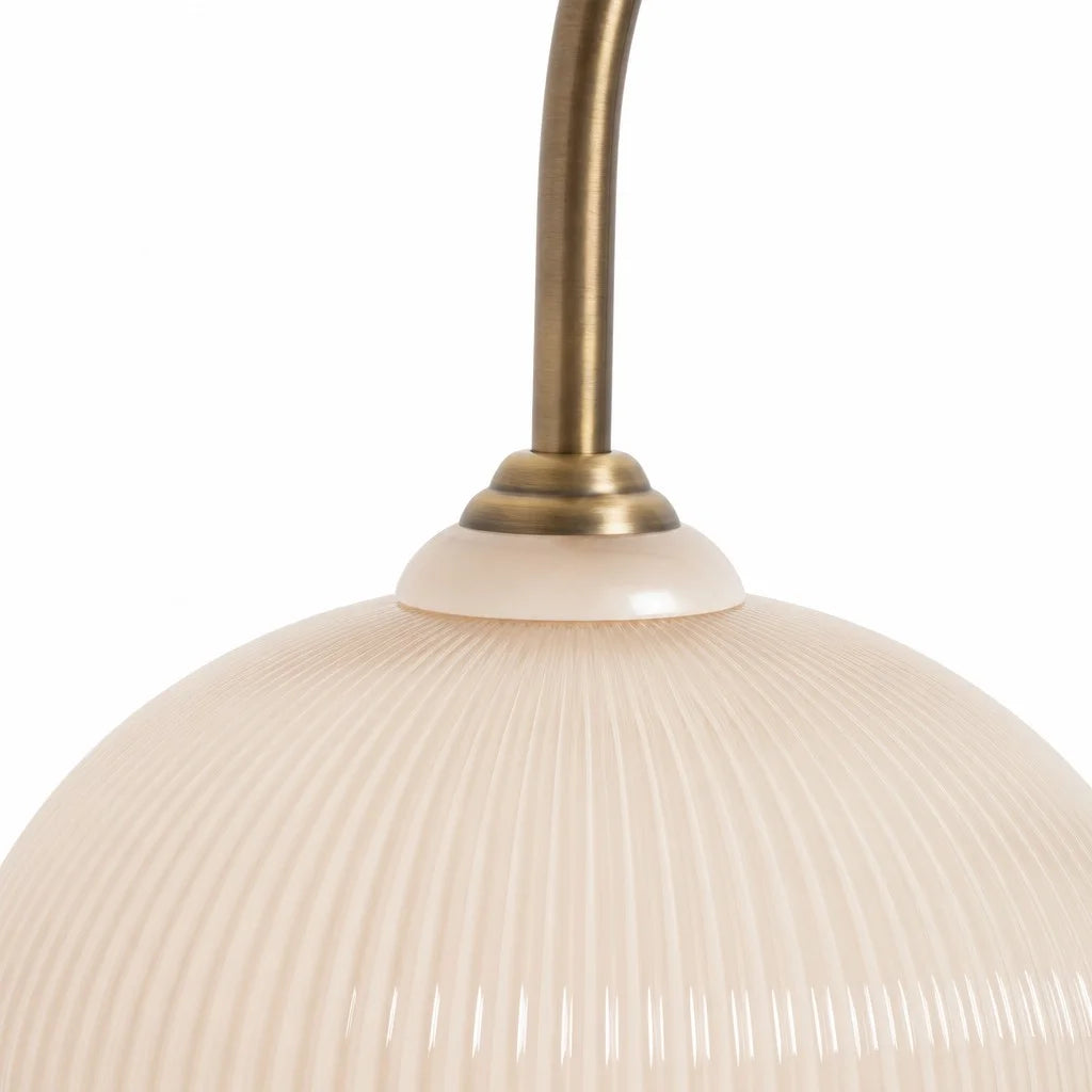 Sorrel  Modern 3-Light Swan Curve Glass Chandelier2.webp__PID:6924df1e-9f8d-49cb-91db-1f4f7e2cdc1a