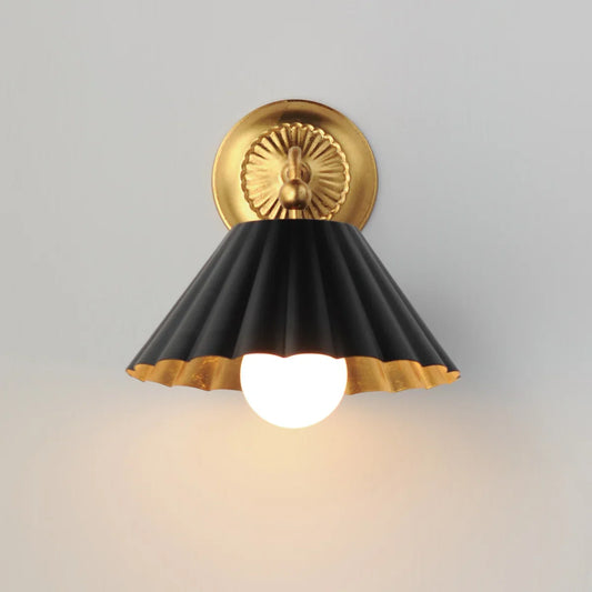 Vesta Farmhouse Gold Leaf Scallop Wall Sconce