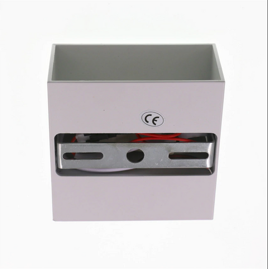 Aluminum Cube Wall Mounted Light